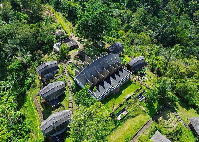 Eco Village By Nabe Hospitality Management ホリデーパーク 2*